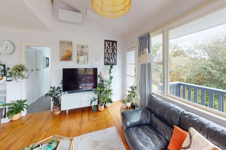 Photo of property in 39 Honore Drive, Linton, Palmerston North, 4472