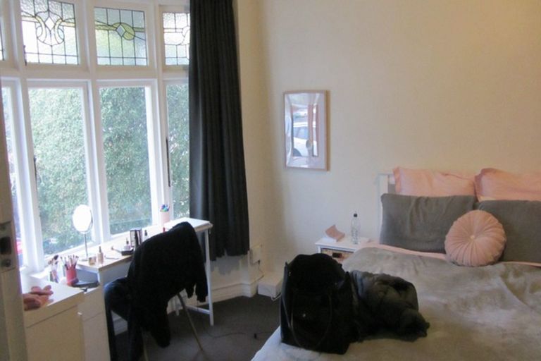 Photo of property in 92 Forth Street, North Dunedin, Dunedin, 9016