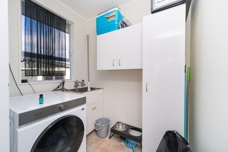 Photo of property in 39 Robinson Crescent, Westbrook, Palmerston North, 4412