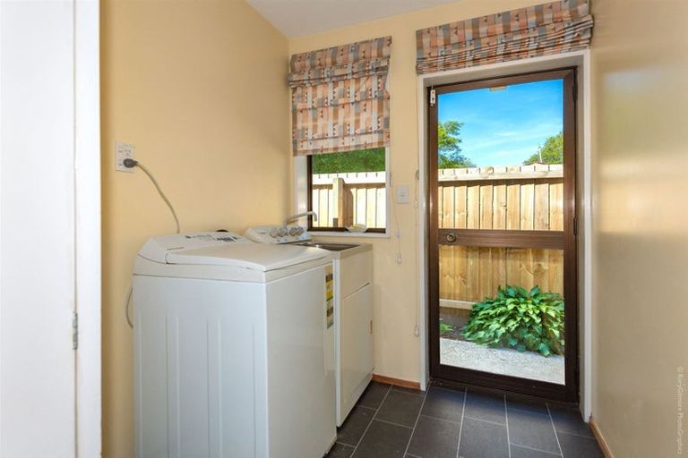 Photo of property in 1/734 Avonside Drive, Avonside, Christchurch, 8061