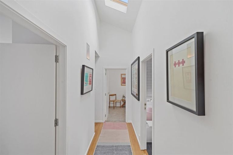 Photo of property in 42 Whitfield Street, Sumner, Christchurch, 8081