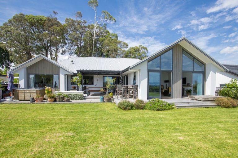 Photo of property in 32 Hillview Terrace, Mangapapa, Gisborne, 4010