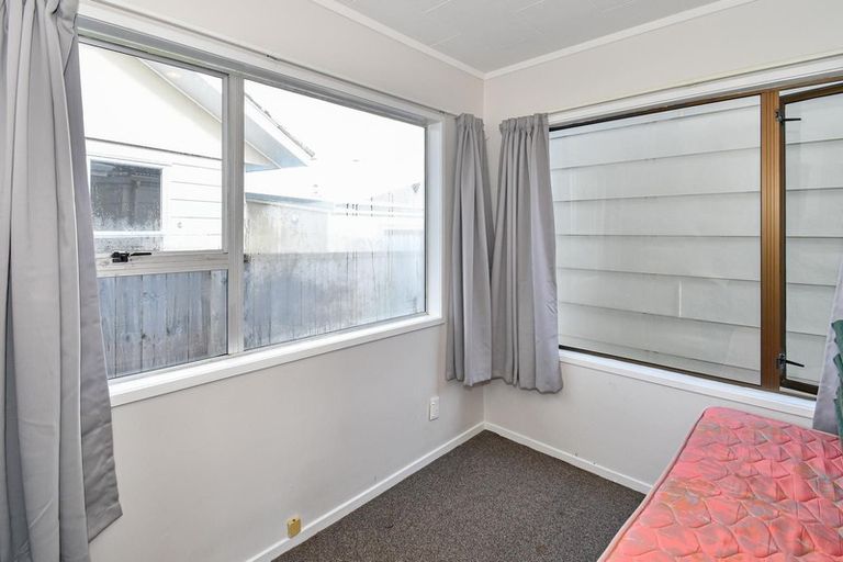 Photo of property in 217 Mahia Road, Wattle Downs, Auckland, 2103