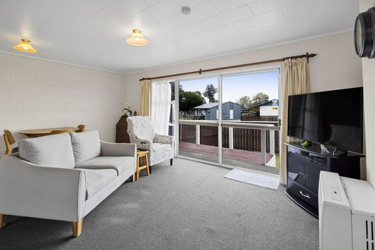 Photo of property in 1/1 Gardenia Avenue, Bell Block, New Plymouth, 4312
