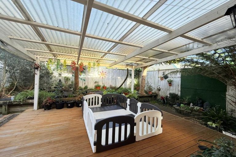 Photo of property in 3 Dunbarton Drive, Ranui, Auckland, 0612