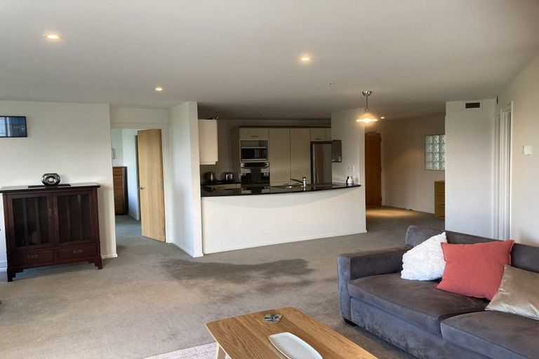 Photo of property in 11/80 Salamanca Road, Kelburn, Wellington, 6012