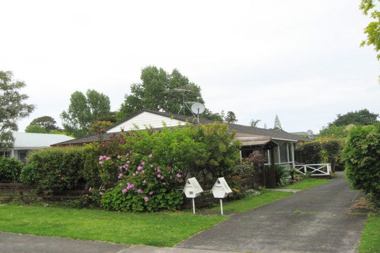 Photo of property in 13a The Circle, Manly, Whangaparaoa, 0930