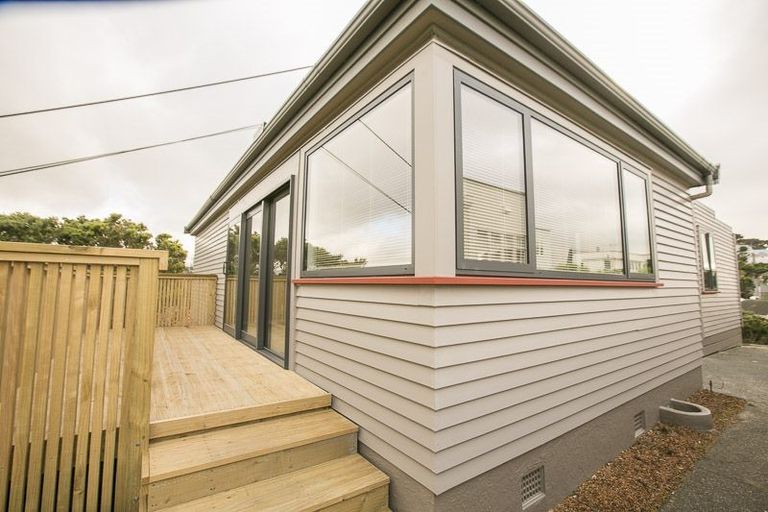 Photo of property in 175 Totara Road, Miramar, Wellington, 6022