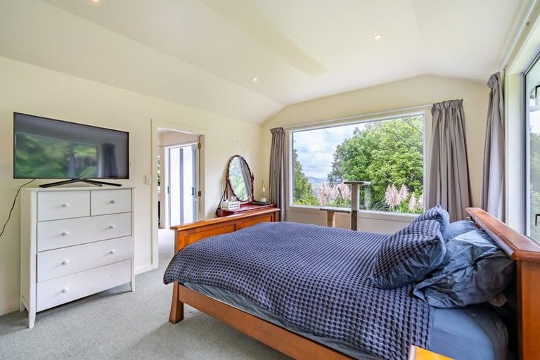 Photo of property in 345 Hebden Crescent, Kelson, Lower Hutt, 5010