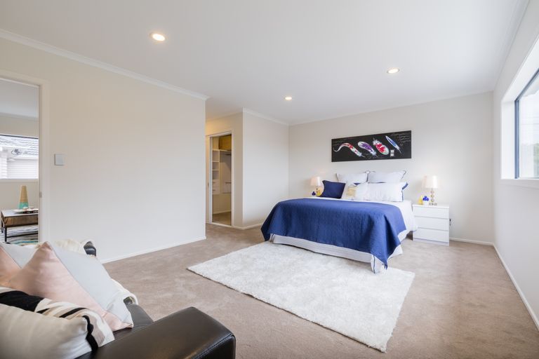 Photo of property in 9 Netherlands Avenue, Kelston, Auckland, 0602