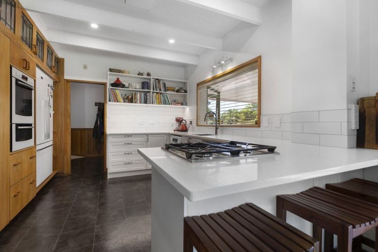 Photo of property in 38 Saxton Road, Upper Vogeltown, New Plymouth, 4371