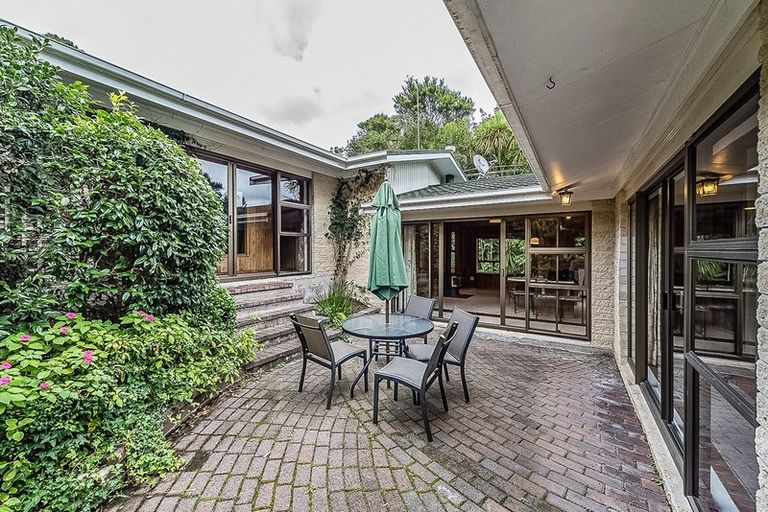 Photo of property in 3 Hebe Place, Birkenhead, Auckland, 0626