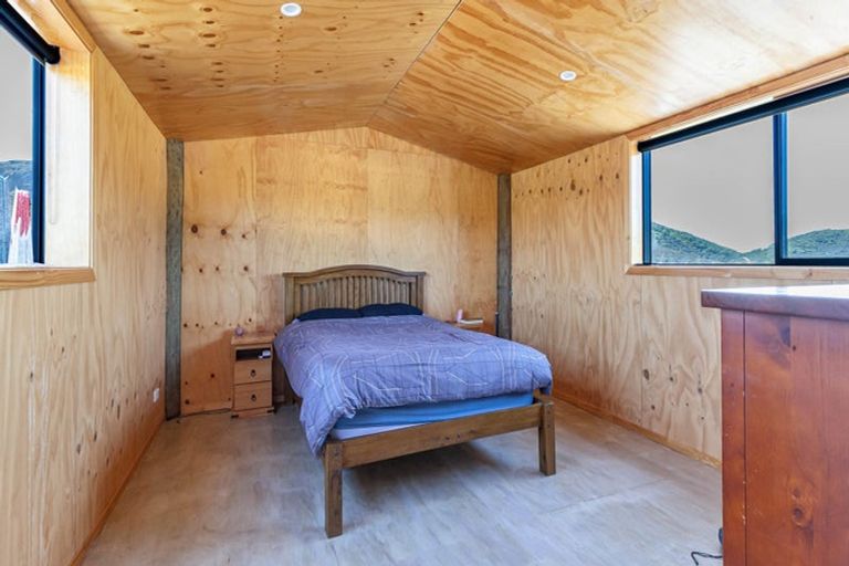 Photo of property in 102 Wharariki Road, Puponga, Collingwood, 7073