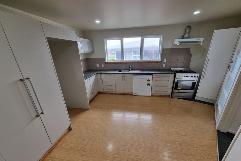 Photo of property in 2/523 Weymouth Road, Weymouth, Auckland, 2103