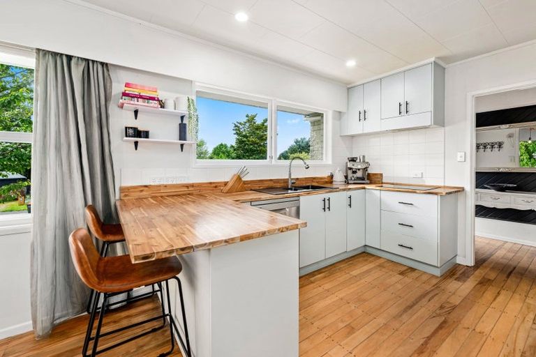 Photo of property in 12 Campbell Place, Pukehangi, Rotorua, 3015