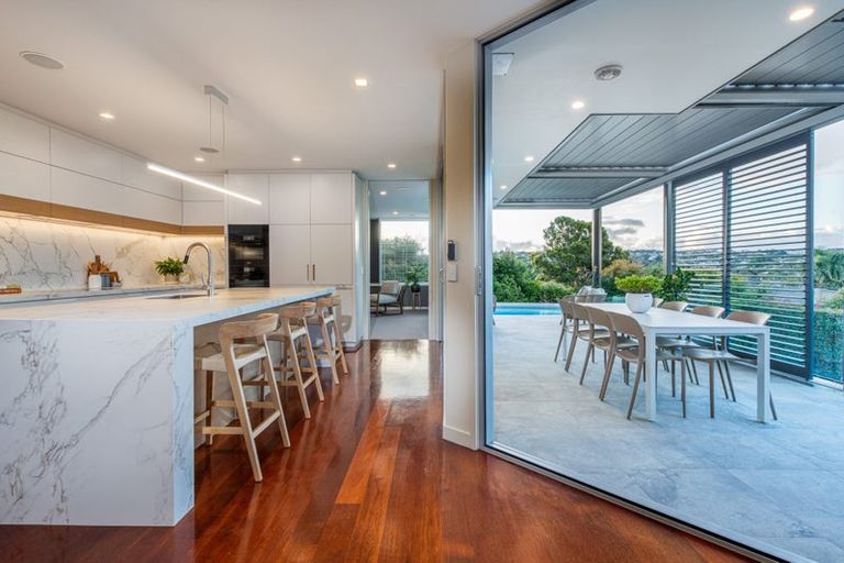 Photo of property in 3a Kowhai Road, Mairangi Bay, Auckland, 0630