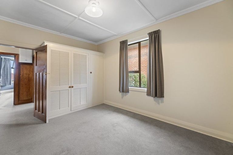 Photo of property in 96 Middleton Road, Kew, Dunedin, 9012