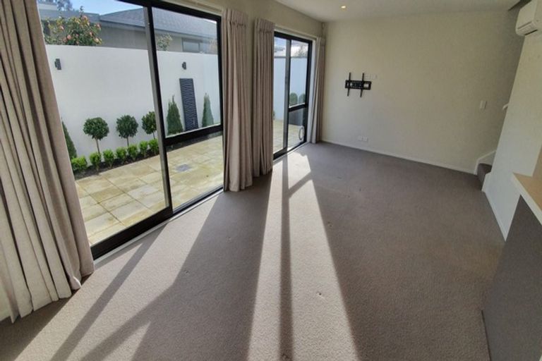 Photo of property in 20d Hewitts Road, Merivale, Christchurch, 8014