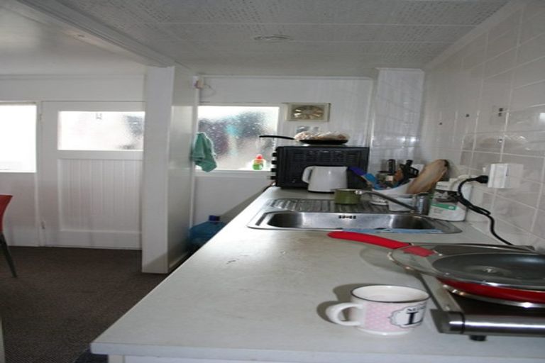 Photo of property in 17 Holland Road, Hillcrest, Auckland, 0627