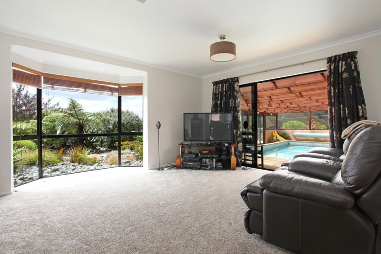 Photo of property in 25 Kauri Lane, Huntly, 3771
