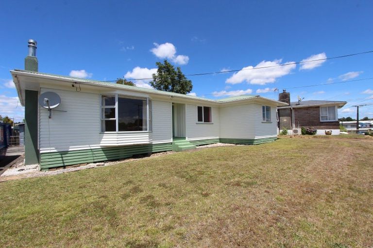 Photo of property in 12 Myrtle Grove, Putaruru, 3411
