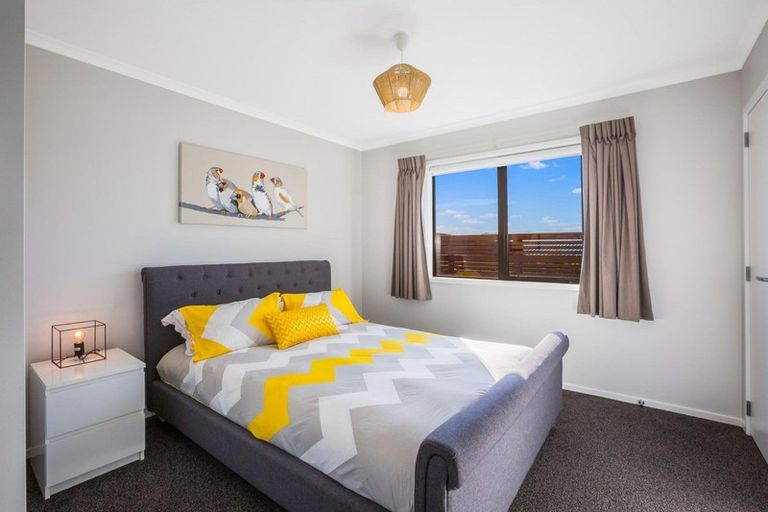 Photo of property in 134 Endeavour Drive, Whitby, Porirua, 5024