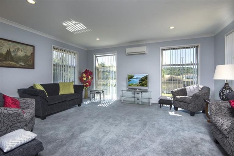 Photo of property in 1 Tui Drive, Picton, 7220
