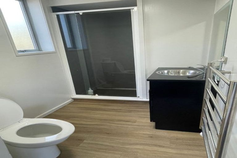 Photo of property in 1/27 Brockworth Place, Riccarton, Christchurch, 8011