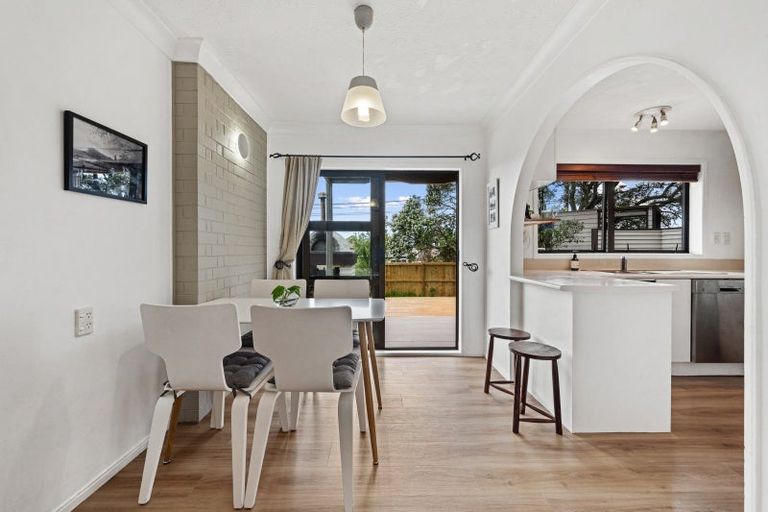 Photo of property in 1a Patons Road, Howick, Auckland, 2014