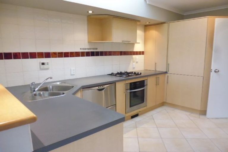 Photo of property in 32 Camellia Terrace, Maungaraki, Lower Hutt, 5010