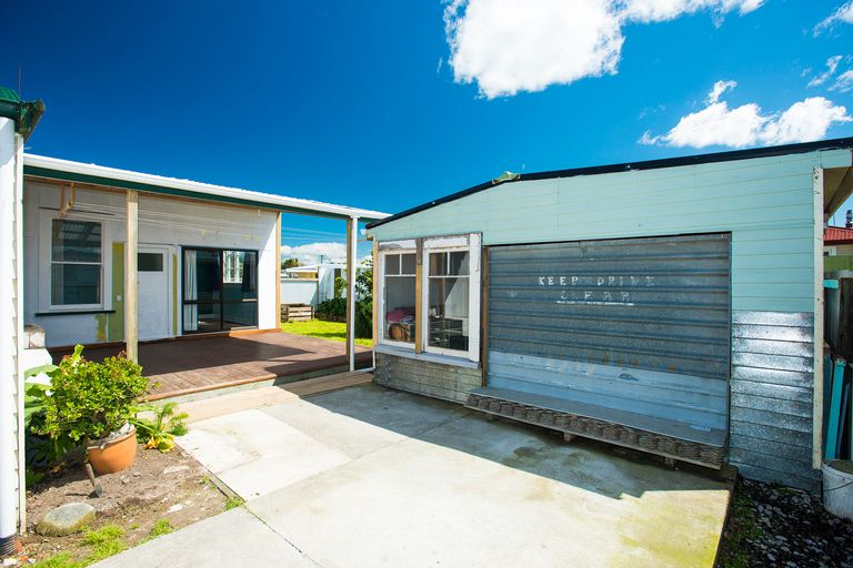 Photo of property in 71 Macdonald Street, Elgin, Gisborne, 4010
