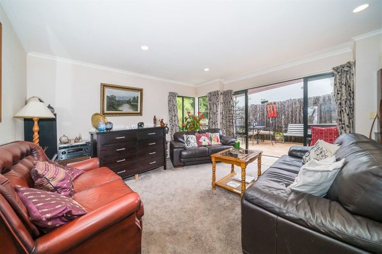 Photo of property in 6a Franklin Avenue, Hokowhitu, Palmerston North, 4410