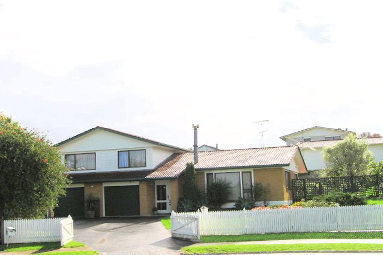 Photo of property in 5 Regia Close, Half Moon Bay, Auckland, 2012
