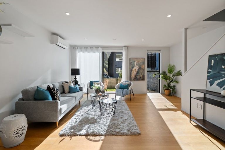 Photo of property in 22 Rua Kai Way, Brooklyn, Wellington, 6021