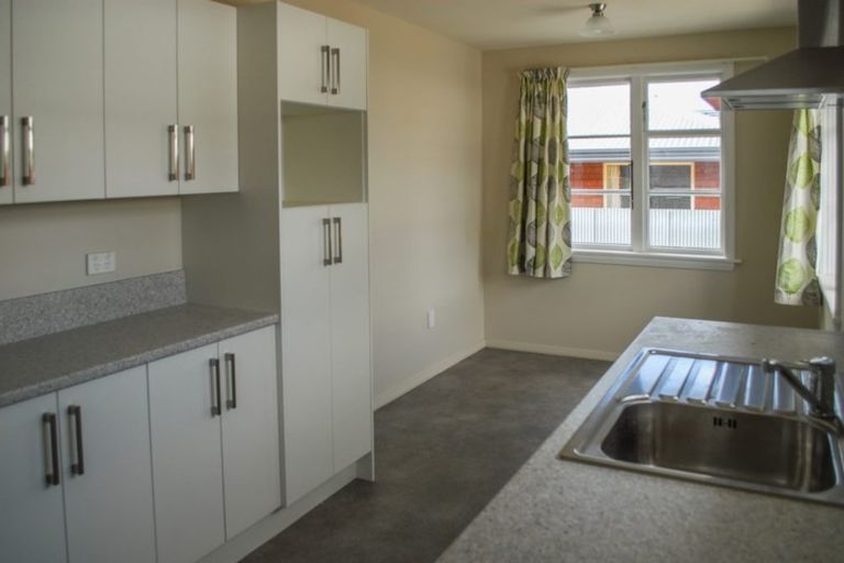 Photo of property in 5 Auburn Avenue, Upper Riccarton, Christchurch, 8041