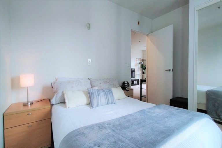 Photo of property in Terrace Heights Apartments, 8c/163 The Terrace, Wellington Central, Wellington, 6011