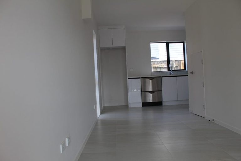 Photo of property in 52 Pembroke Street, Papatoetoe, Auckland, 2025