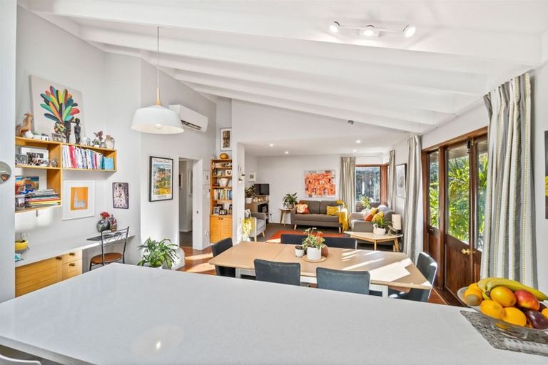 Photo of property in 339 Withells Road, Avonhead, Christchurch, 8042