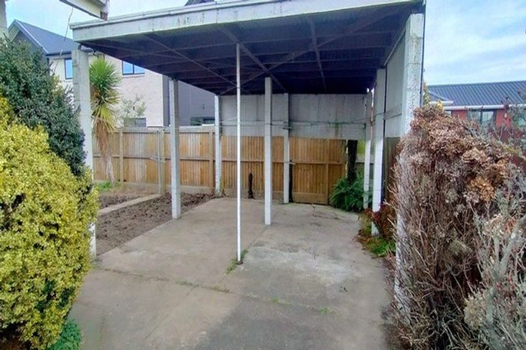 Photo of property in 2/6 Apollo Place, Papanui, Christchurch, 8052