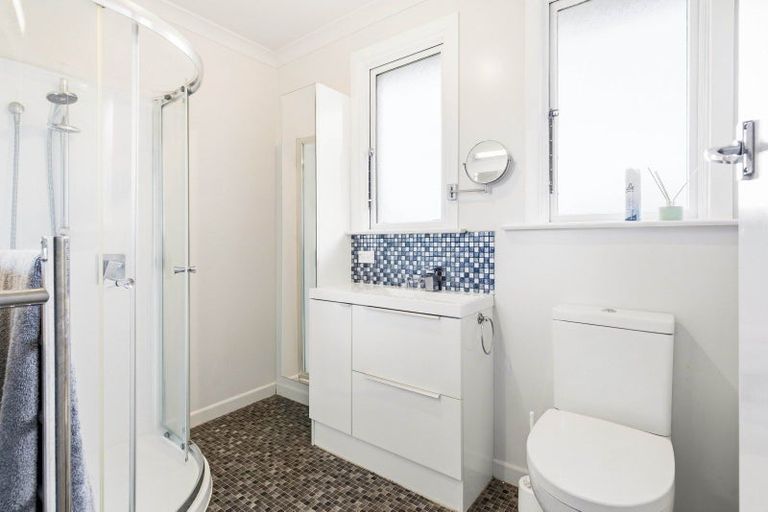Photo of property in 23 Centennial Avenue, Helensburgh, Dunedin, 9010