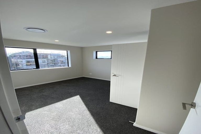 Photo of property in 5 Bendridge Street, Flat Bush, Auckland, 2019