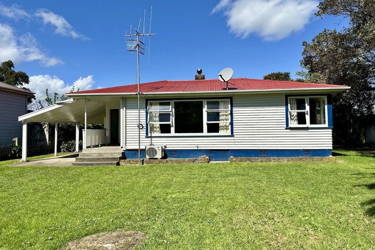 Photo of property in 20 Mckenzie Street, Levin, 5510