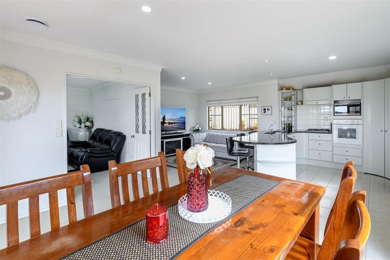 Photo of property in 38 Harlech Glen, Bethlehem, Tauranga, 3110