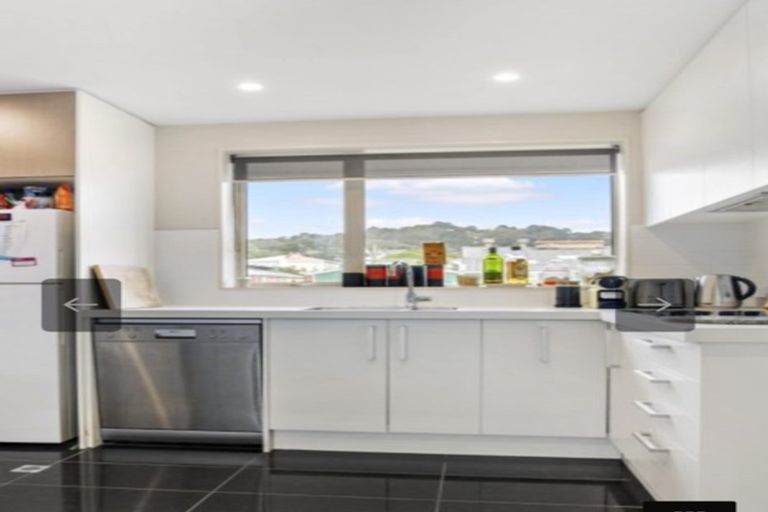 Photo of property in 12/31 Princess Terrace, Newtown, Wellington, 6021