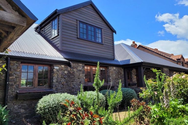 Photo of property in 8 Point Road, Monaco, Nelson, 7011