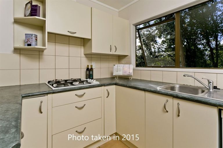 Photo of property in 81 Oaktree Avenue, Browns Bay, Auckland, 0630