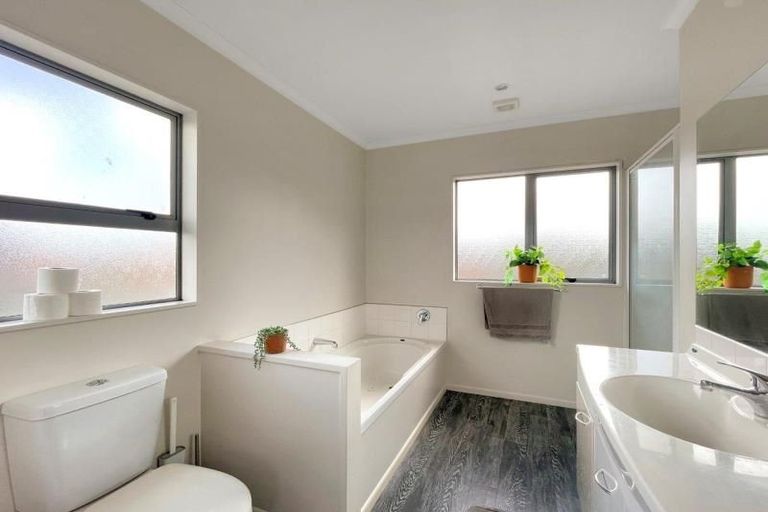 Photo of property in 8 Braedan Lane, Huntington, Hamilton, 3210