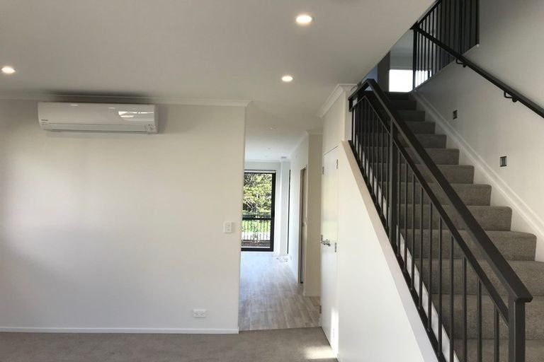 Photo of property in 60 Matairangi Avenue, Totara Heights, Auckland, 2105