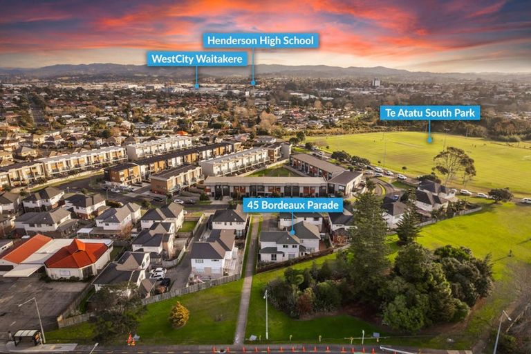 Photo of property in 45 Bordeaux Parade, Te Atatu South, Auckland, 0610