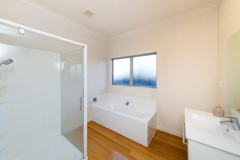 Photo of property in 7a Jensen Street, Hokowhitu, Palmerston North, 4410